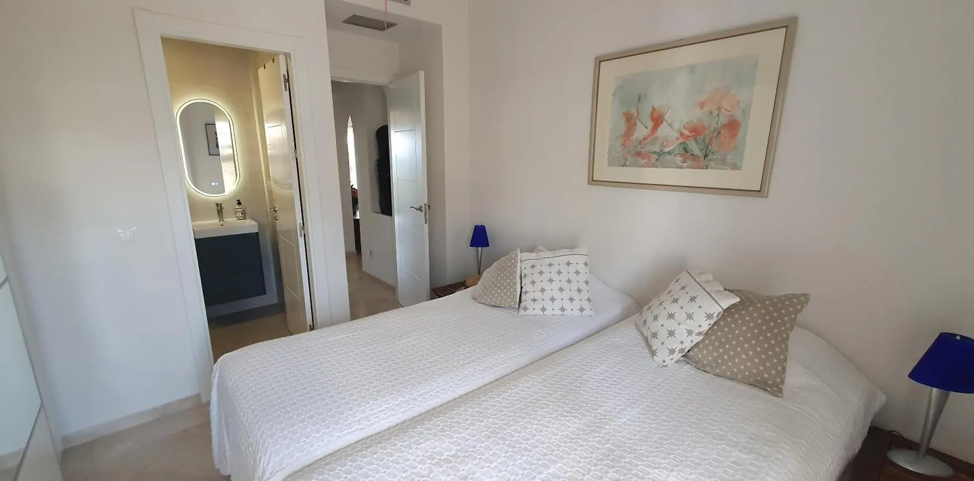 Costalita Seaview Apartment Estepona